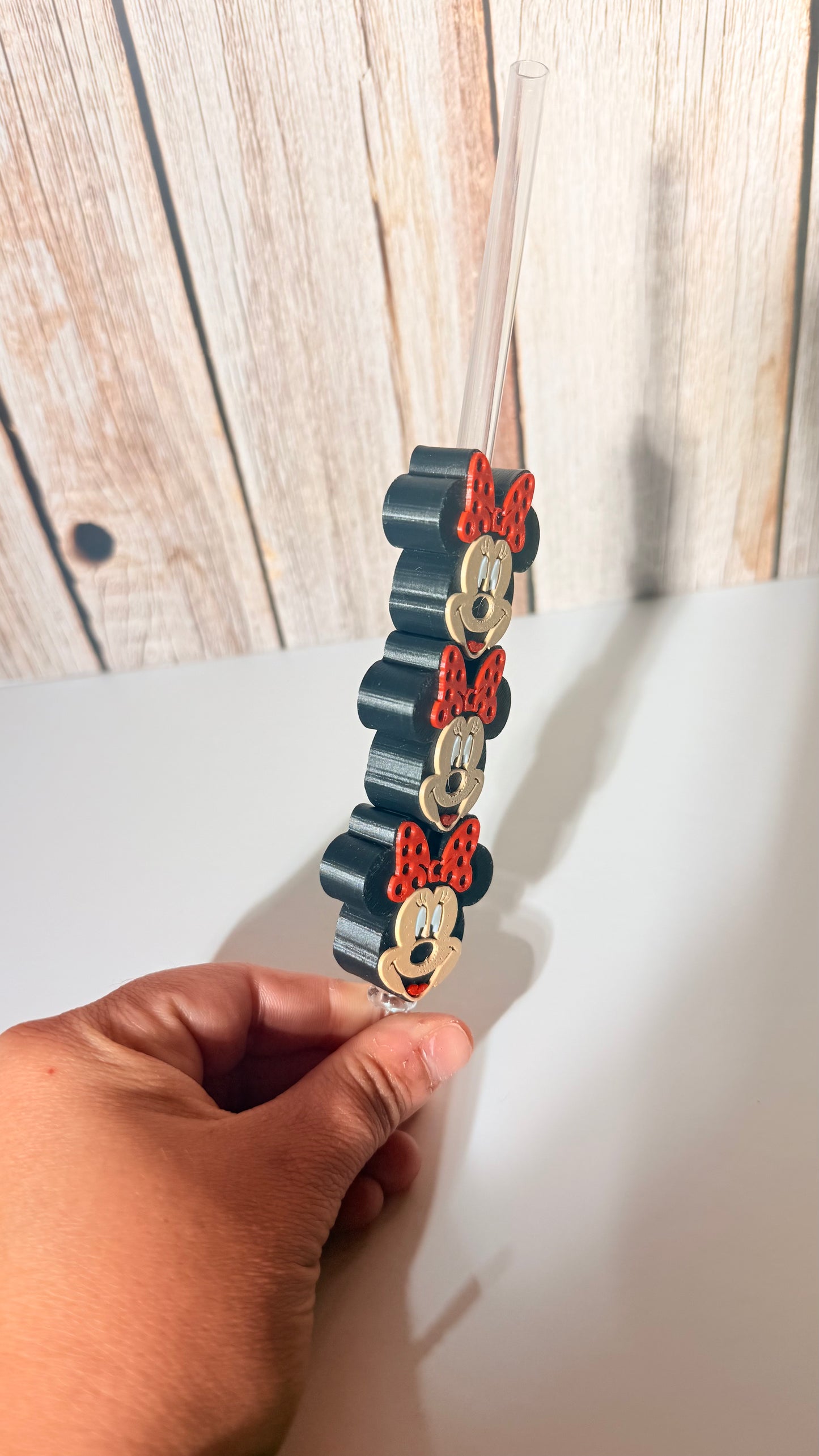 Minnie strawtopper