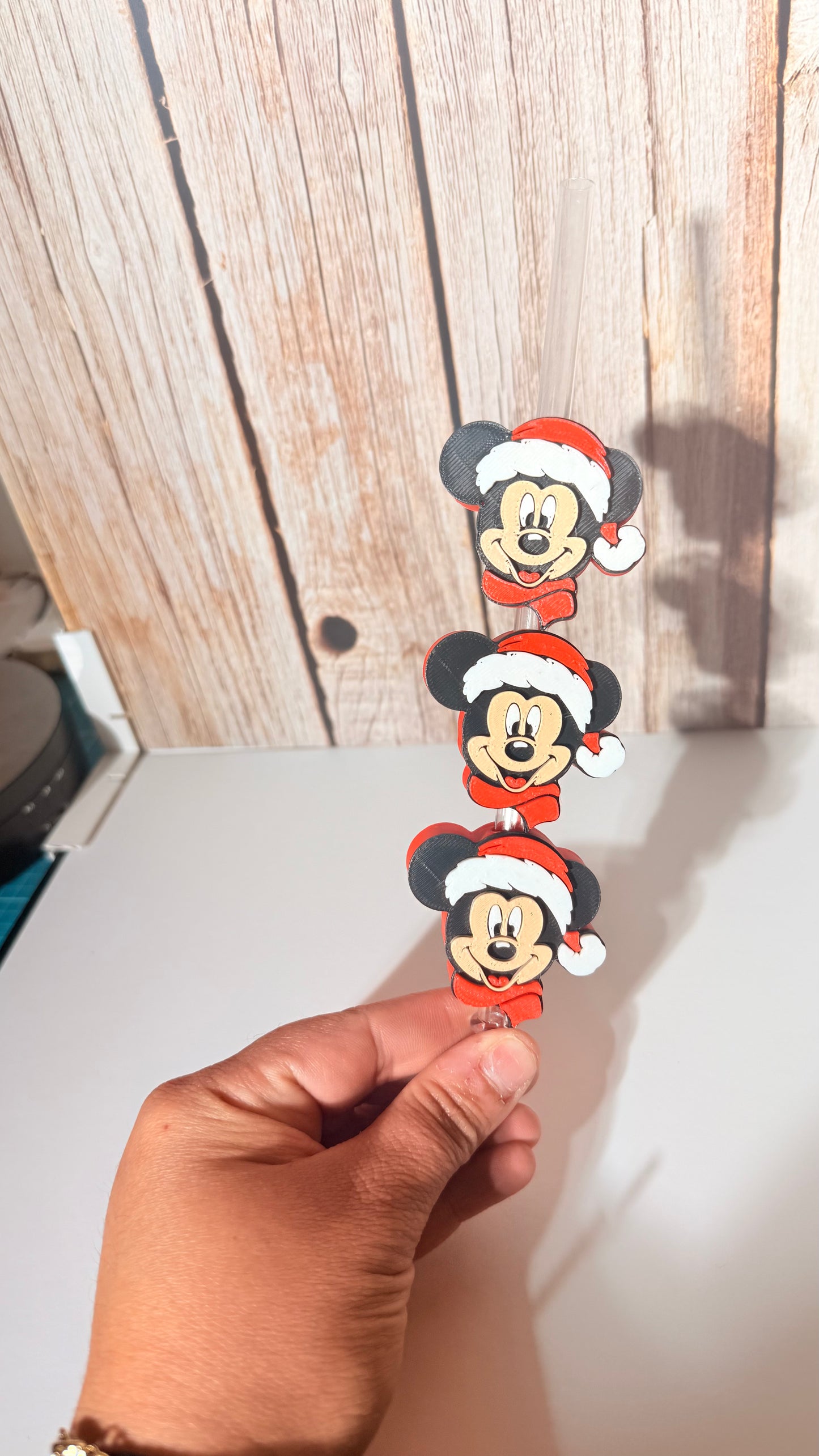 Minnie santa strawtopper
