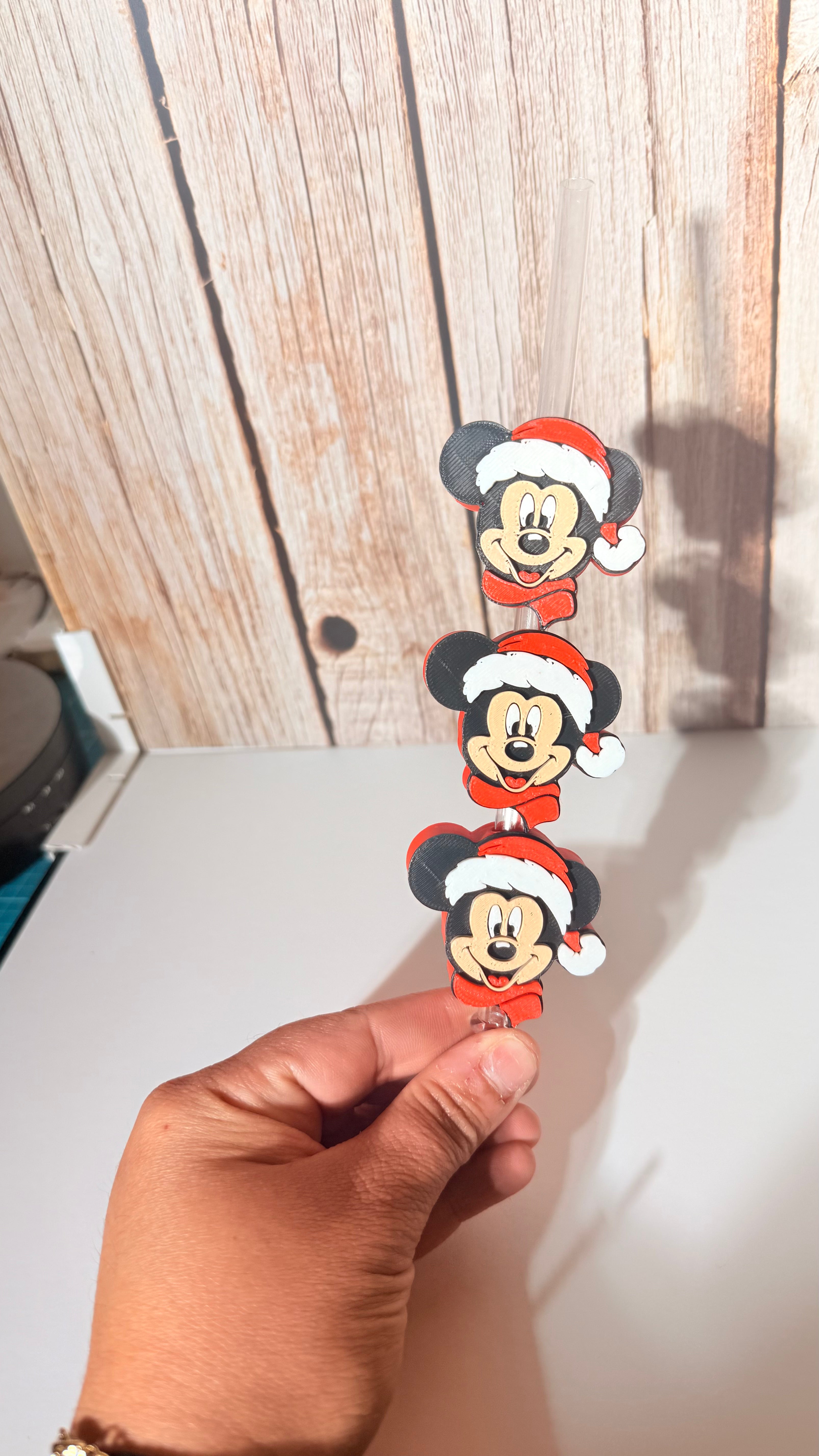 Minnie santa strawtopper