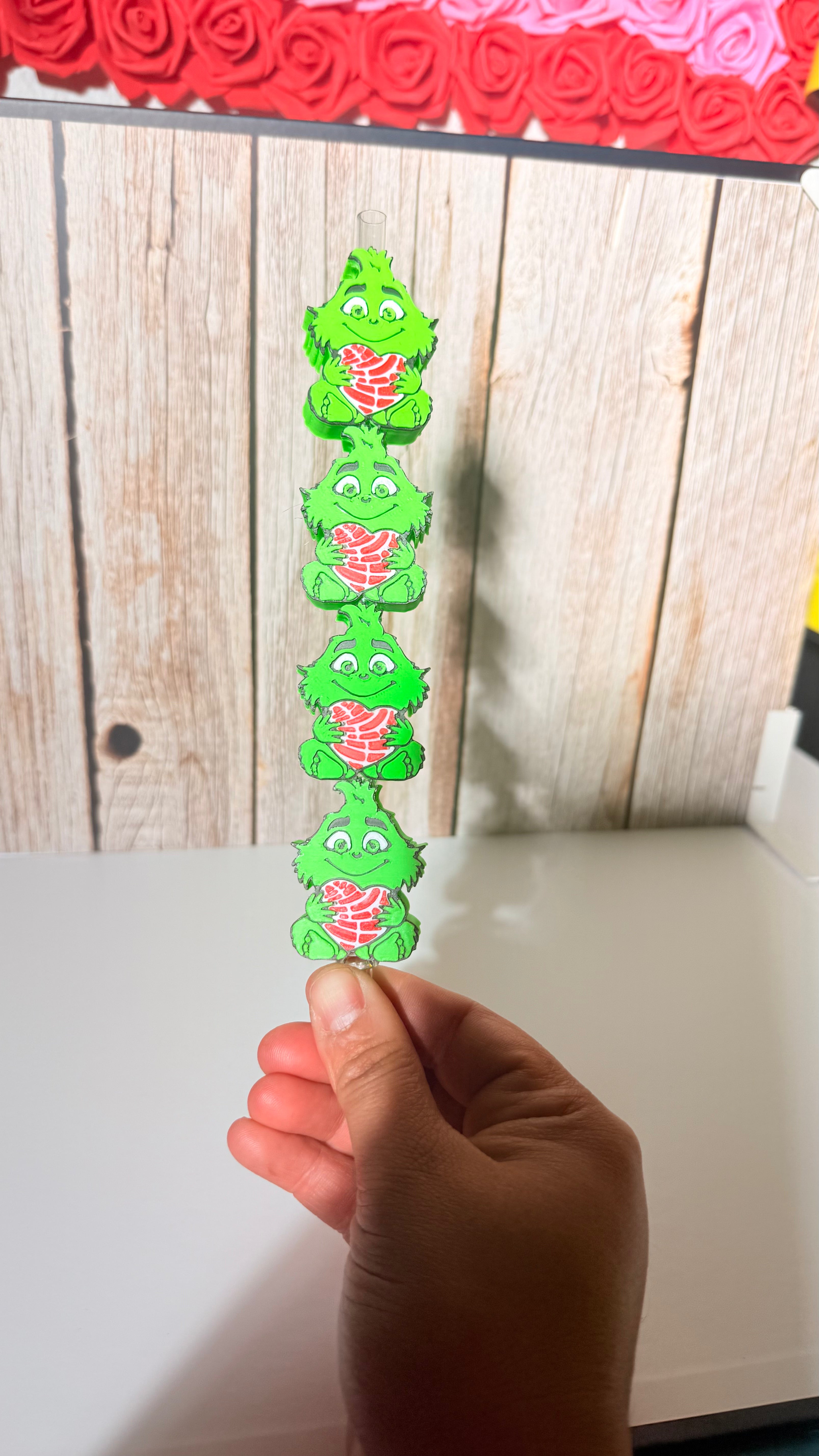 Grinch love 3d stawtopper