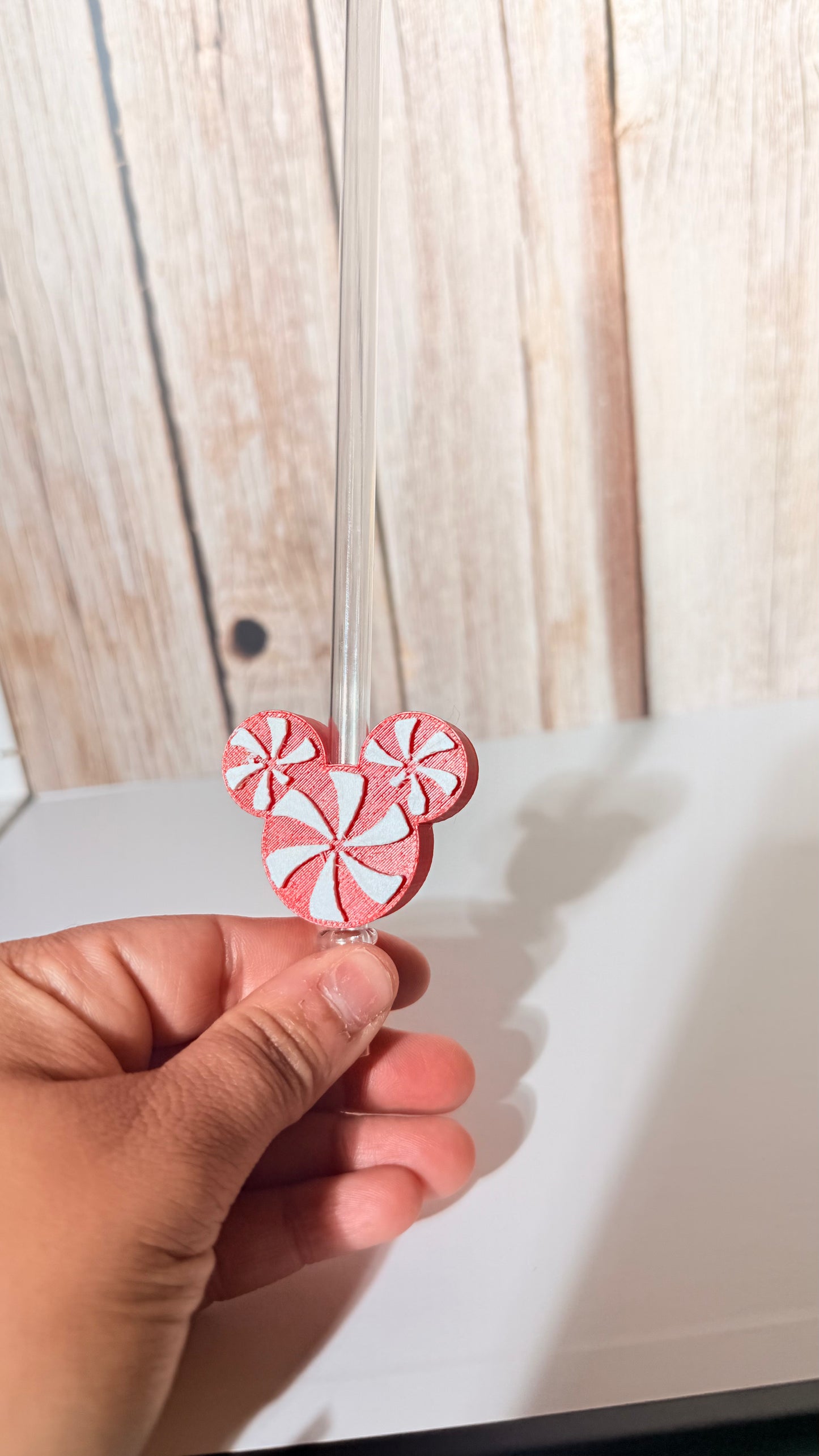 Minnie and white strawtopper