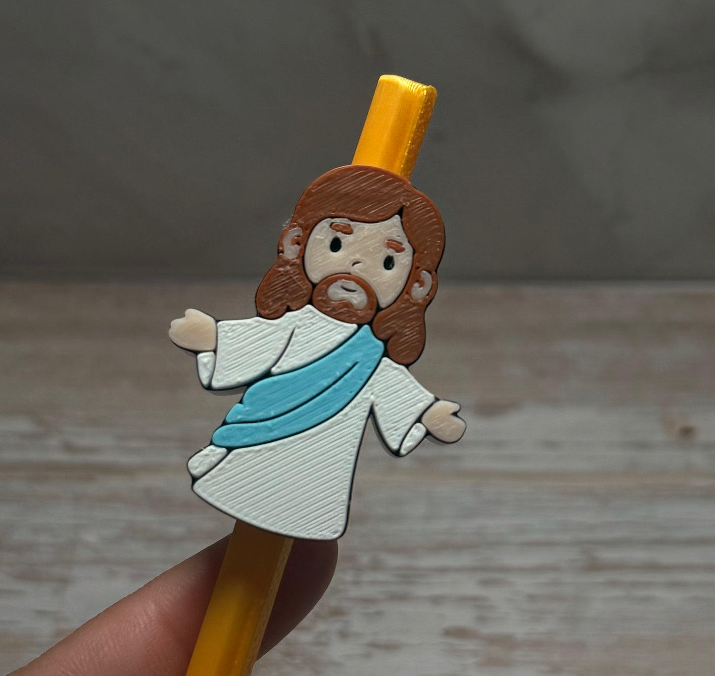 Jesus 2 strawtopper
